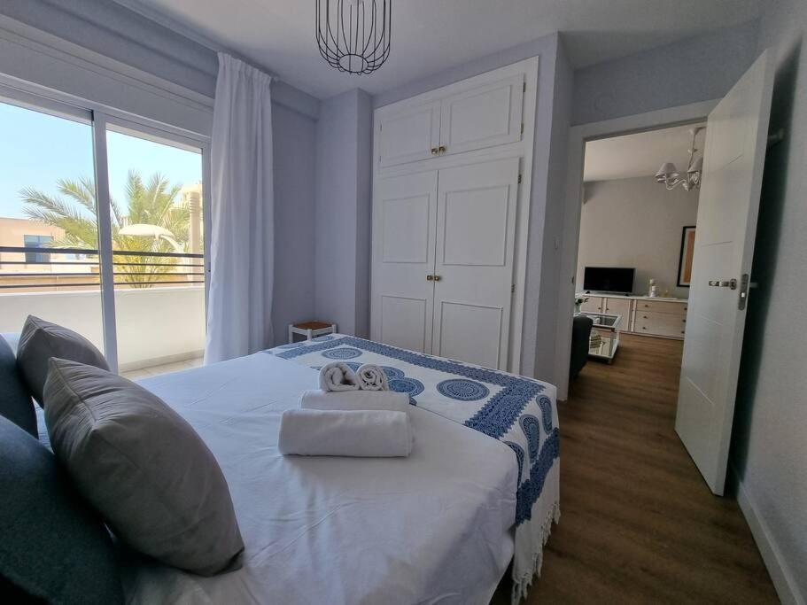 Aguadulce, Apto Santa Monica 2 Hab Con Terraza, Aire, Wifi, A 5 Min De La Playa Aguadulce  Buitenkant foto