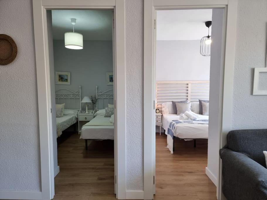 Aguadulce, Apto Santa Monica 2 Hab Con Terraza, Aire, Wifi, A 5 Min De La Playa Aguadulce  Buitenkant foto