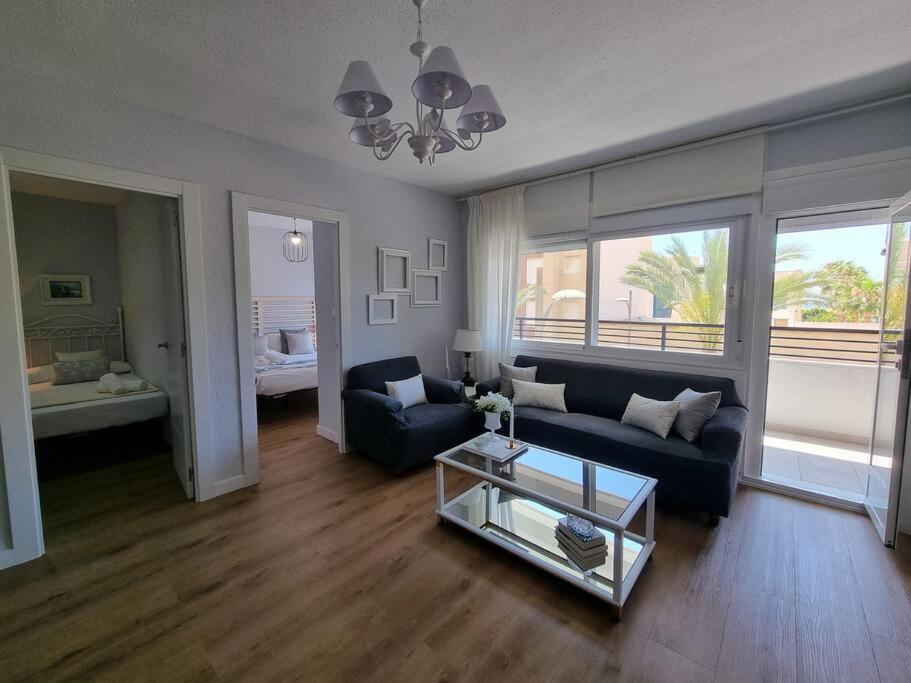 Aguadulce, Apto Santa Monica 2 Hab Con Terraza, Aire, Wifi, A 5 Min De La Playa Aguadulce  Buitenkant foto